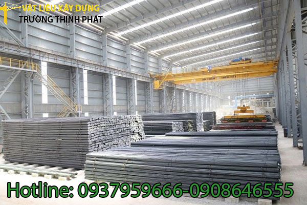 Hòa Phát bán 300.000 tấn thép trong tháng 11